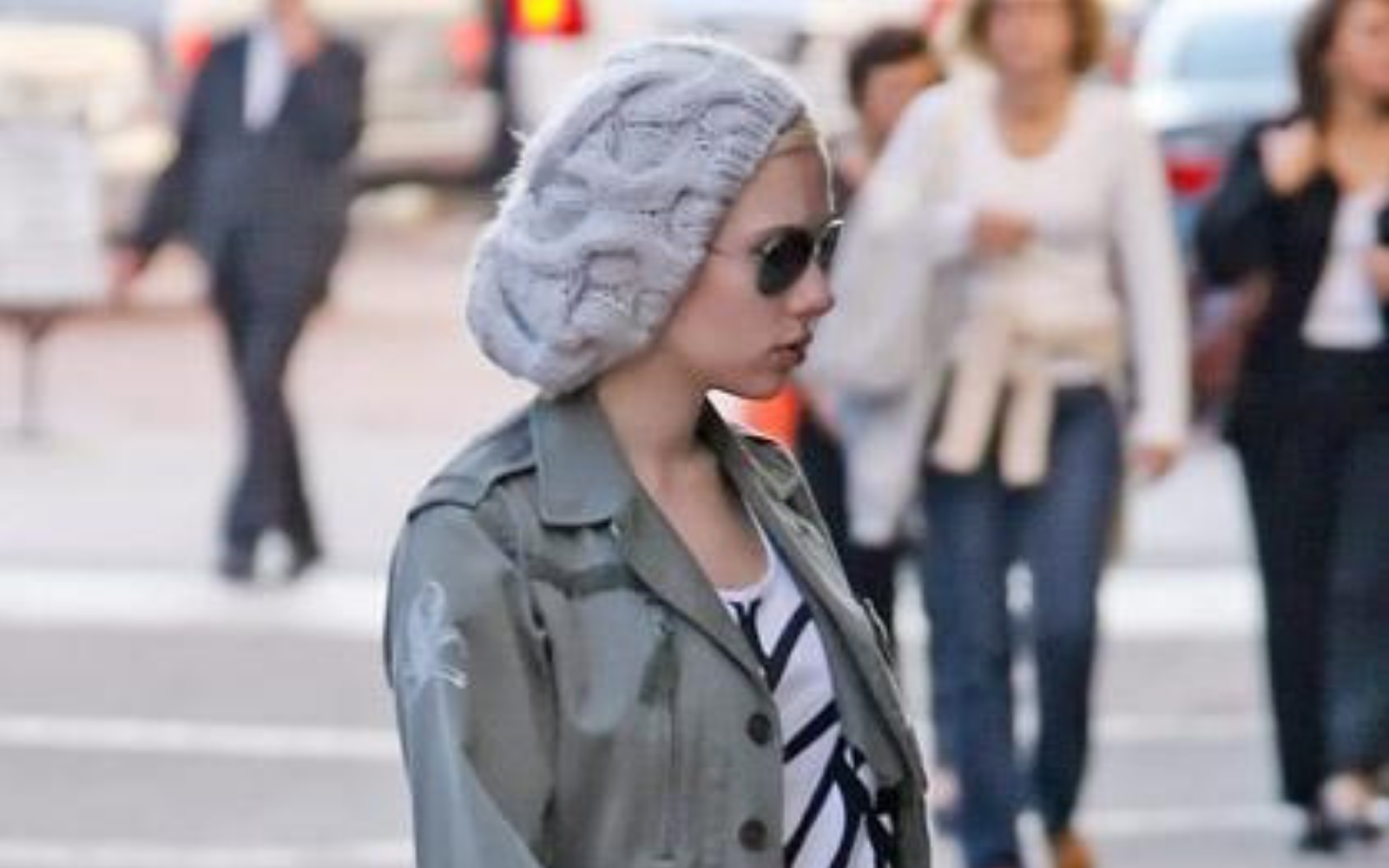 Scarlet Johansson Beanie - Get the look - Beanies for Women
