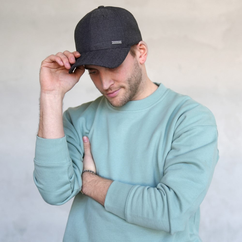 How to wear a beanie in warm weather by King and Fifth - King and Fifth ... Beanie in warm weather