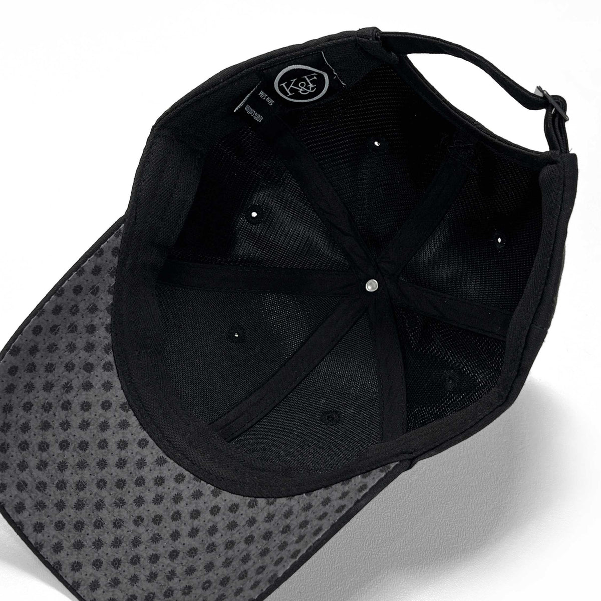 Mens Lightweight Baseball Cap