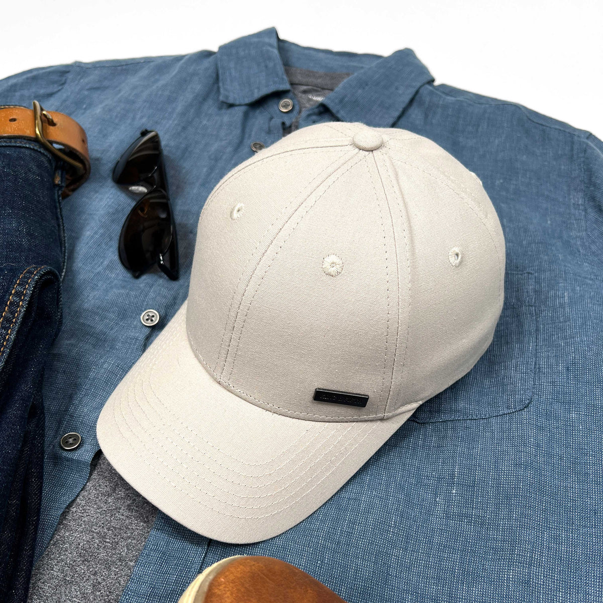 Mens Lightweight Baseball Cap