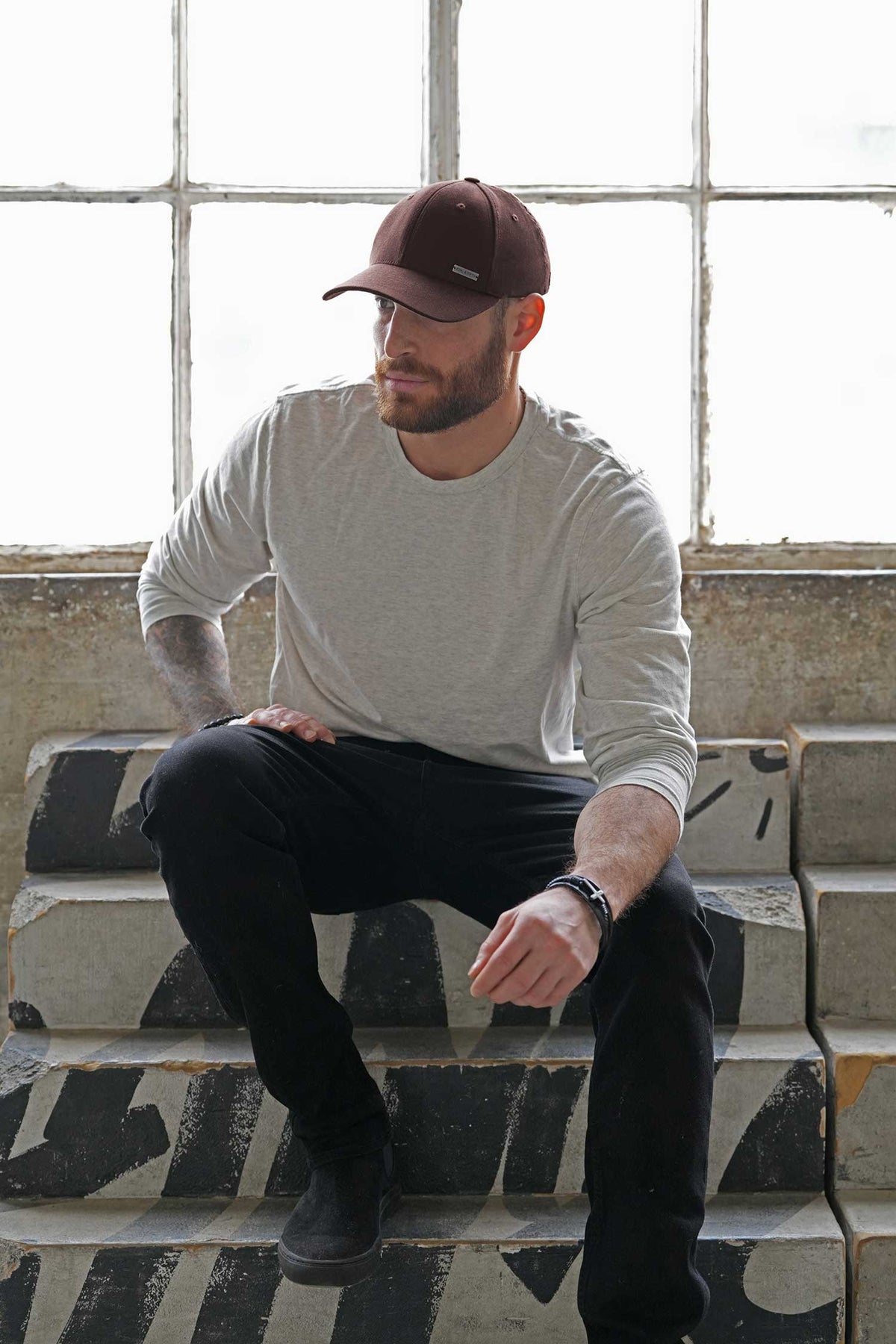 Low profile baseball caps for men